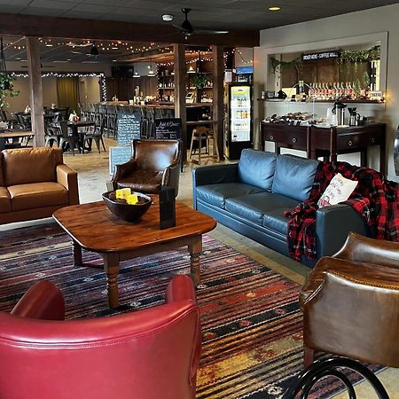 Mountain View Lodge Clifford Ngoại thất bức ảnh