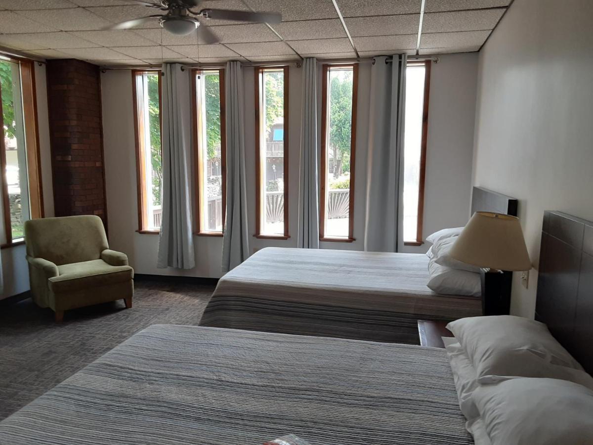 Mountain View Lodge Clifford Ngoại thất bức ảnh